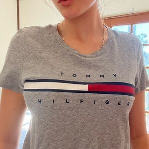 cute tommy tee:)